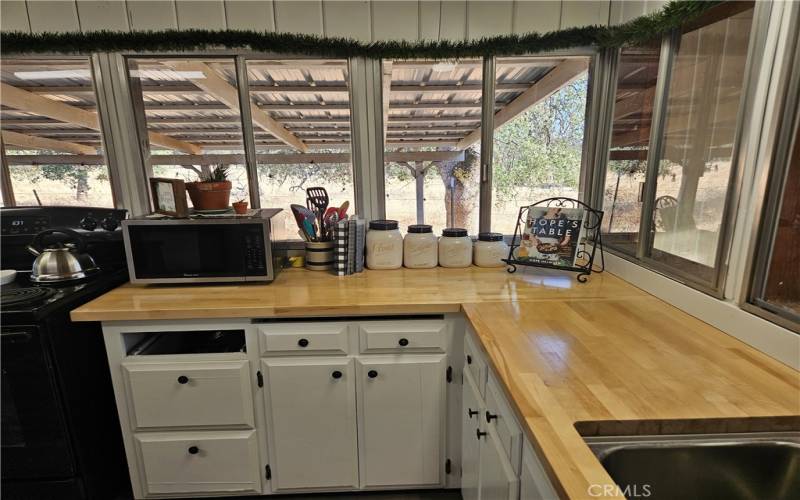 Cottage 1 Kitchen