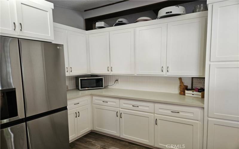 Cabinets and drawers galore!