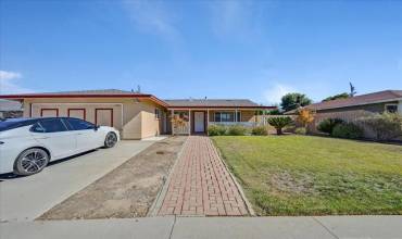 1300 Mesa Drive, Hollister, California 95023, 4 Bedrooms Bedrooms, ,3 BathroomsBathrooms,Residential,Buy,1300 Mesa Drive,ML81903922