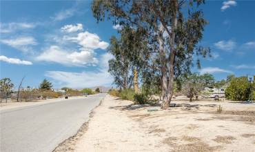 63600 Walpi Drive, Joshua Tree, California 92252, ,Land,Buy,63600 Walpi Drive,JT22139245