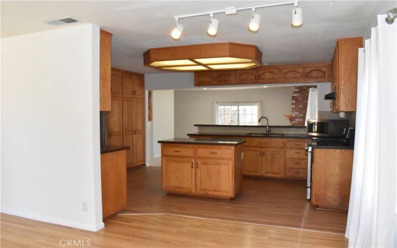 Modern Kitchen with all appliances included