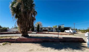 72915 Siesta Drive, 29 Palms, California 92277, 3 Bedrooms Bedrooms, ,2 BathroomsBathrooms,Residential,Buy,72915 Siesta Drive,DW24167856