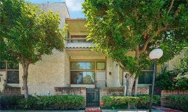 20224 Sherman Way 5, Winnetka, California 91306, 3 Bedrooms Bedrooms, ,2 BathroomsBathrooms,Residential,Buy,20224 Sherman Way 5,SR24168007