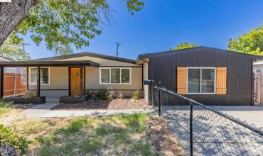 5900 Nina Way, Sacramento, California 95824-3014, 3 Bedrooms Bedrooms, ,2 BathroomsBathrooms,Residential,Buy,5900 Nina Way,41069671