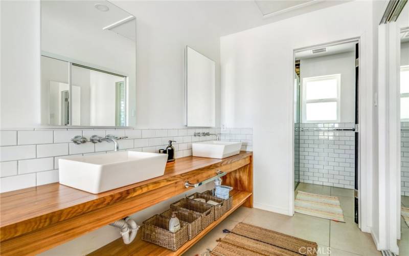 Ensuite bathroom view onto walk in shower.