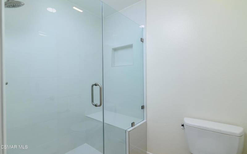 primary bathroom 002