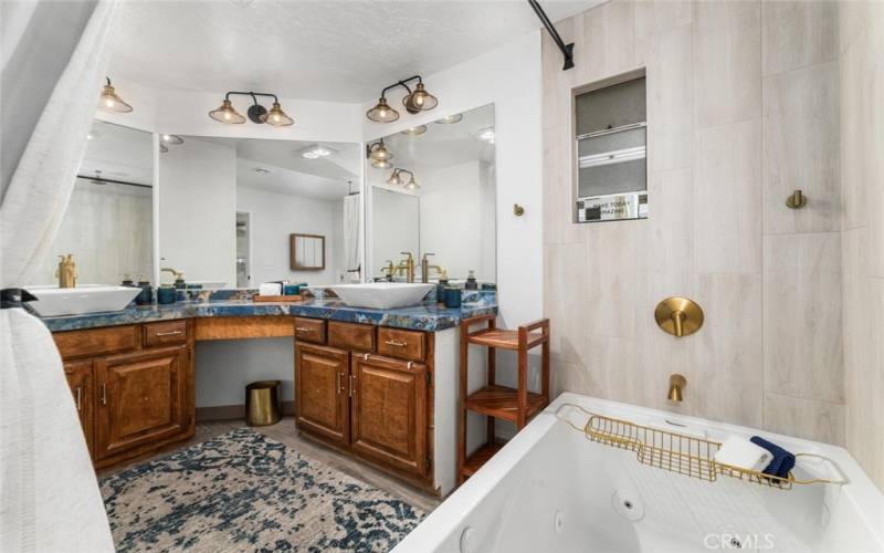 Master bath also features a highly desirable makeup vanity.