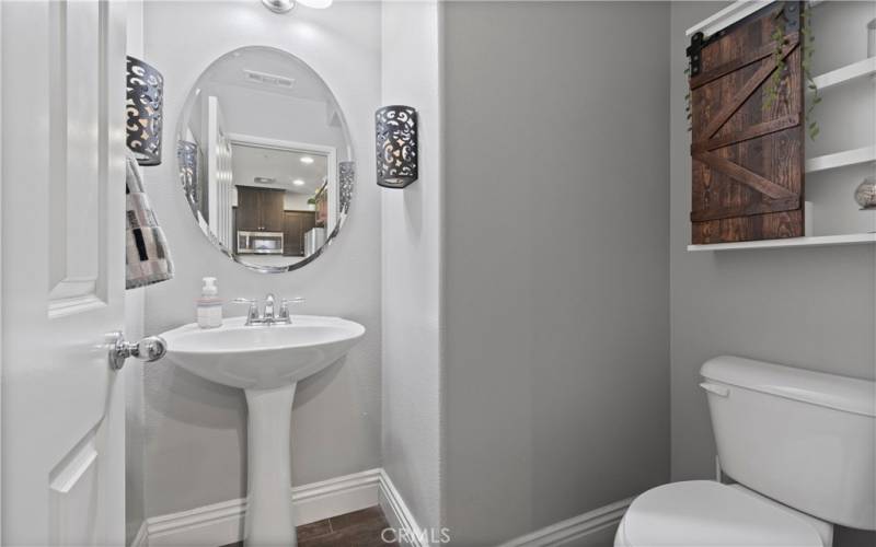 powder room downstairs/bathroom #3