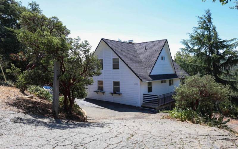 Street View & Driveway