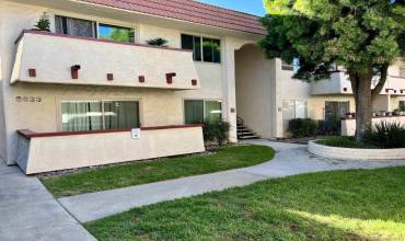 8633 Lake Murray Blvd 1 1, San Diego, California 92119, 2 Bedrooms Bedrooms, ,2 BathroomsBathrooms,Residential,Buy,8633 Lake Murray Blvd 1 1,240019225SD