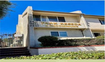 7631 Reseda Boulevard 79, Reseda, California 91335, 3 Bedrooms Bedrooms, ,3 BathroomsBathrooms,Residential,Buy,7631 Reseda Boulevard 79,CV24165193