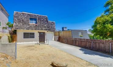 849 Pecos St, Spring Valley, California 91977, 3 Bedrooms Bedrooms, ,1 BathroomBathrooms,Residential,Buy,849 Pecos St,240019254SD