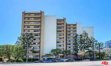 321 S San Vicente Boulevard 407, Los Angeles, California 90048, 2 Bedrooms Bedrooms, ,2 BathroomsBathrooms,Residential Lease,Rent,321 S San Vicente Boulevard 407,24420703