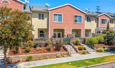 1500 Pine Avenue 17, Long Beach, California 90813, 3 Bedrooms Bedrooms, ,3 BathroomsBathrooms,Residential,Buy,1500 Pine Avenue 17,SW24136262