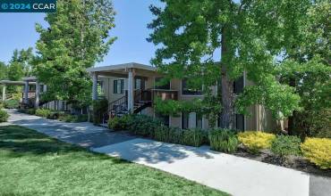 1132 Running Springs Rd 12, Walnut Creek, California 94595, 2 Bedrooms Bedrooms, ,1 BathroomBathrooms,Residential,Buy,1132 Running Springs Rd 12,41069930