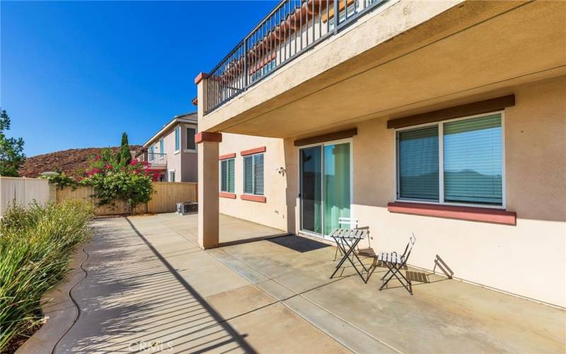 Upstairs balcony doubles as a patio cover!