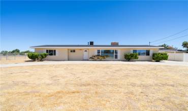 2039 Columbia Way, Palmdale, California 93551, 3 Bedrooms Bedrooms, ,3 BathroomsBathrooms,Residential,Buy,2039 Columbia Way,SR24169261