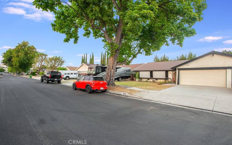 This beautiful home with abundant updates is located on a quiet street in one of Canoga Park’s most sought-after neighborhoods and is situated on a 7,572 sq. ft. lot. The front yard with its sprawling lawn, colorful flowerbeds towering shade tree and covered entry enhance its eye-catching curb appeal,