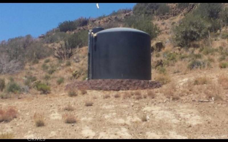 Tank water with foundation