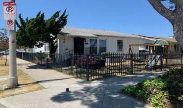 6629 5th Avenue, Los Angeles, California 90043, 3 Bedrooms Bedrooms, ,2 BathroomsBathrooms,Residential Income,Buy,6629 5th Avenue,PW24160674