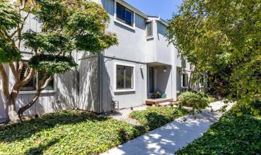 21165 E Cliff Drive, Santa Cruz, California 95062, 2 Bedrooms Bedrooms, ,1 BathroomBathrooms,Residential,Buy,21165 E Cliff Drive,ML81976936