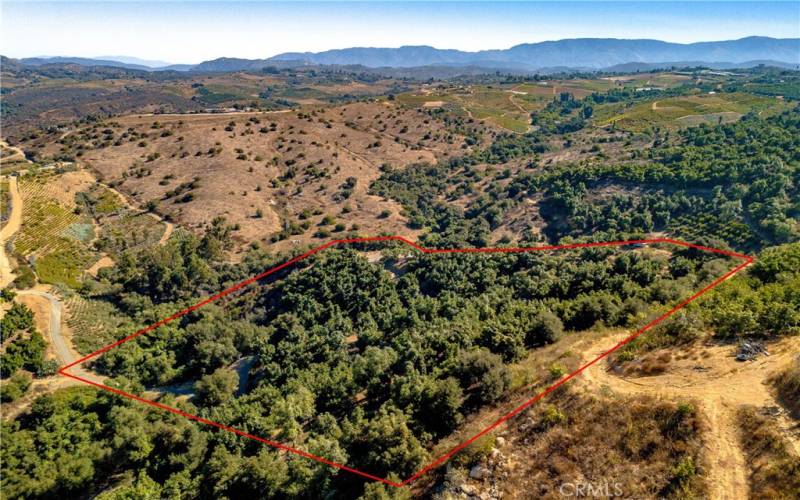 South-west corner showing parcel rough outline and looking north toward Fallbrook and Temecula