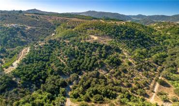 Beautiful hilltop Parcel to build your Dream estate home!