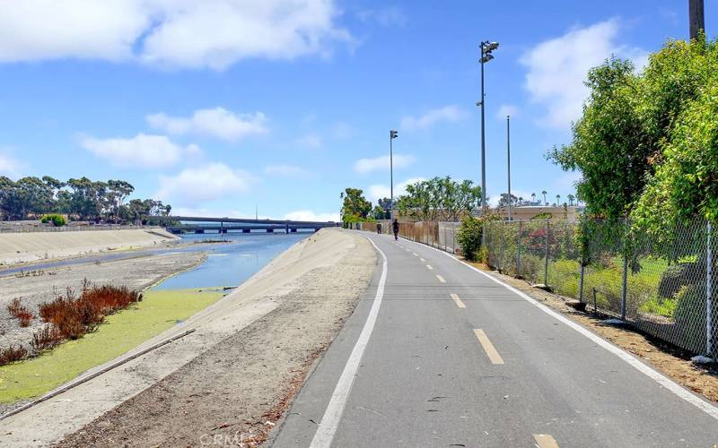 Path to Doheny Beach!