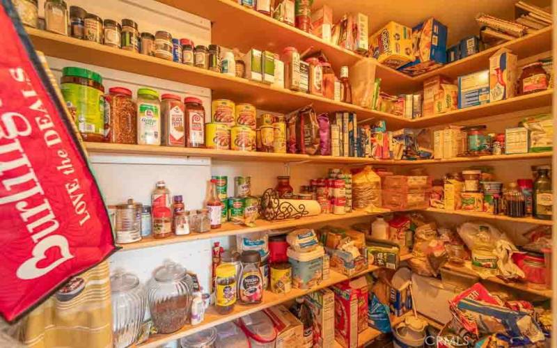 walk in pantry