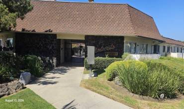 806 E 4th Avenue 9, Escondido, California 92025, 2 Bedrooms Bedrooms, ,2 BathroomsBathrooms,Residential,Buy,806 E 4th Avenue 9,PTP2404938