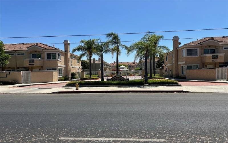 Street view of Grand Pico Estates gated community.