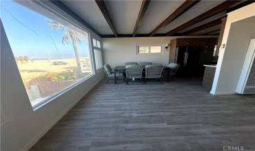 6949 Trolleyway, Playa del Rey, California 90293, 3 Bedrooms Bedrooms, ,2 BathroomsBathrooms,Residential Lease,Rent,6949 Trolleyway,SB24168296