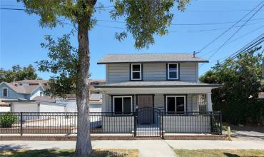 209 S Halladay Street, Santa Ana, California 92701, 5 Bedrooms Bedrooms, ,Residential,Buy,209 S Halladay Street,PW24169860