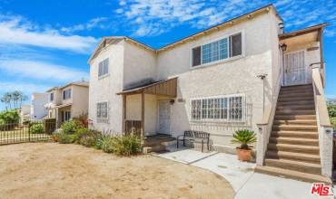 2133 W 102nd Street, Los Angeles, California 90047, 4 Bedrooms Bedrooms, ,Residential Income,Buy,2133 W 102nd Street,24403849