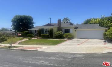 13025 Psomas Way, Los Angeles, California 90066, 3 Bedrooms Bedrooms, ,2 BathroomsBathrooms,Residential Lease,Rent,13025 Psomas Way,24428759