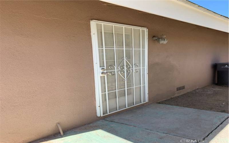 side door from garage to side yard