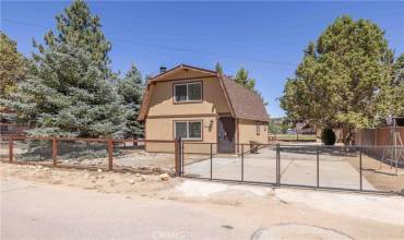 2127 7th Lane, Big Bear City, California 92314, 2 Bedrooms Bedrooms, ,1 BathroomBathrooms,Residential,Buy,2127 7th Lane,EV24170290