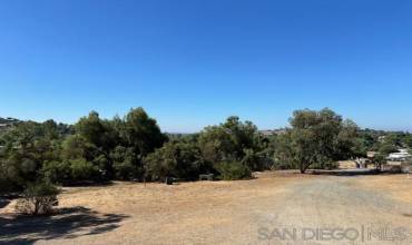 934 La Rueda Dr, Vista, California 92084, ,Land,Buy,934 La Rueda Dr,240019506SD