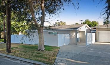 4521 Emerson Street, Riverside, California 92506, 2 Bedrooms Bedrooms, ,2 BathroomsBathrooms,Residential Lease,Rent,4521 Emerson Street,DW24170392