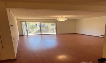 5460 White Oak Avenue E204, Encino, California 91316, 1 Bedroom Bedrooms, ,1 BathroomBathrooms,Residential,Buy,5460 White Oak Avenue E204,OC24169331