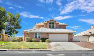 14070 Hidden Valley Road, Victorville, California 92395, 4 Bedrooms Bedrooms, ,3 BathroomsBathrooms,Residential,Buy,14070 Hidden Valley Road,CV24159813