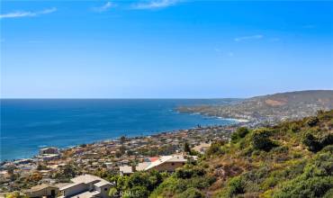 875 Baja Street, Laguna Beach, California 92651, 3 Bedrooms Bedrooms, ,3 BathroomsBathrooms,Residential Lease,Rent,875 Baja Street,LG24170033