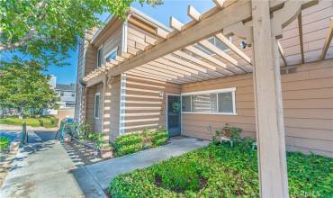 600 W Lambert Road 45, La Habra, California 90631, 2 Bedrooms Bedrooms, ,1 BathroomBathrooms,Residential,Buy,600 W Lambert Road 45,DW24170769