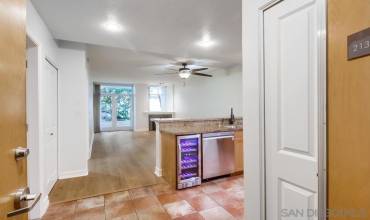 850 Beech St 213, San Diego, California 92101, 1 Bedroom Bedrooms, ,1 BathroomBathrooms,Residential,Buy,850 Beech St 213,240019550SD