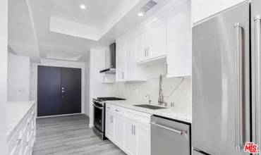 1601 N Fuller Avenue 304, Los Angeles, California 90046, 2 Bedrooms Bedrooms, ,3 BathroomsBathrooms,Residential Lease,Rent,1601 N Fuller Avenue 304,24429115