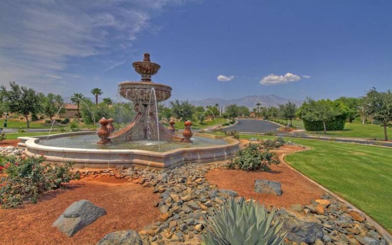 Tuscany Fountain