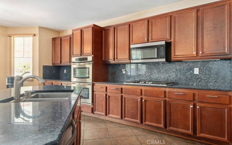 OPEN CONCEPT KITCHEN