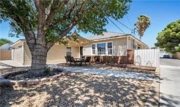 3111 W Avenue L8, Lancaster, California 93536, 3 Bedrooms Bedrooms, ,2 BathroomsBathrooms,Residential,Buy,3111 W Avenue L8,SR24171428