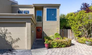 1043 Highland Street E, Seaside, California 93955, 2 Bedrooms Bedrooms, ,1 BathroomBathrooms,Residential,Buy,1043 Highland Street E,ML81977270