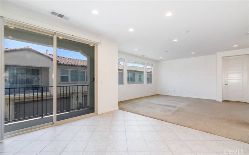 Dining/family room